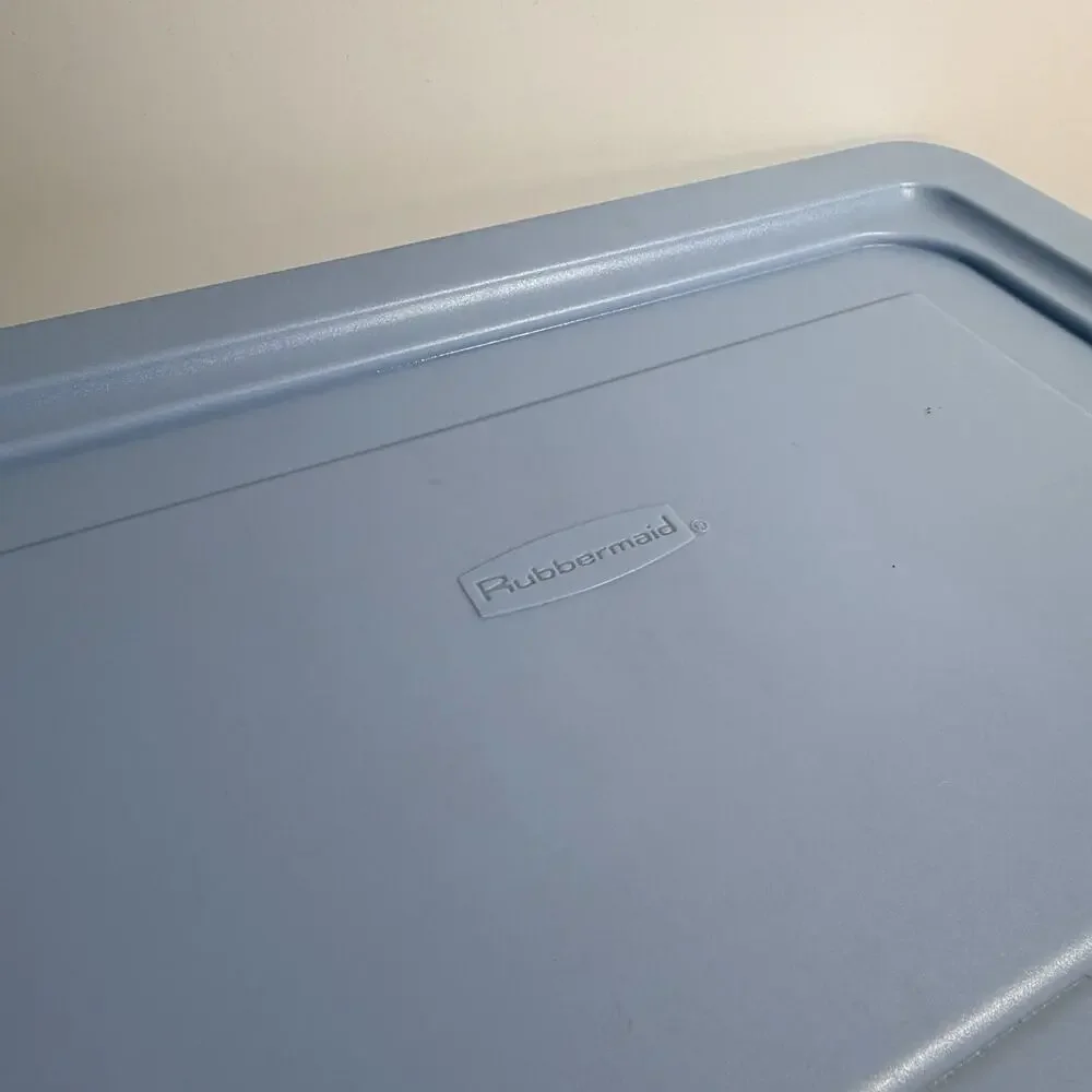 Vtg Rubbermaid 2222 Keepers 19.5 Qt Clear Blue Box Storage Tote Container 1990